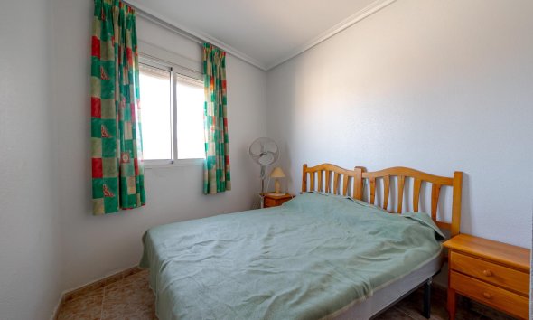 Resale - Apartment - Torrevieja - Playa de los locos