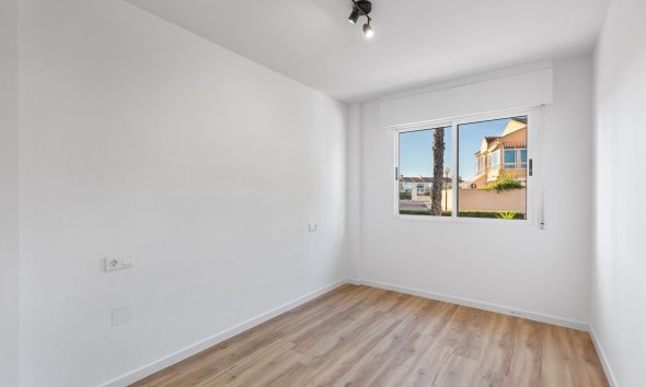 Resale - Apartment - Torrevieja - Torreblanca