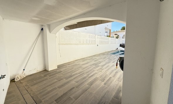 Resale - Villa - Orihuela Costa - Villamartin