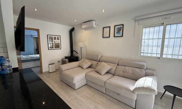 Resale - Villa - Orihuela Costa - Villamartin