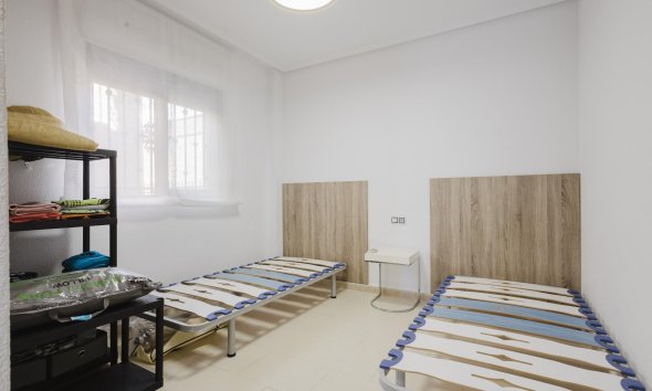 Resale - Villa - Torrevieja - Aguas Nuevas