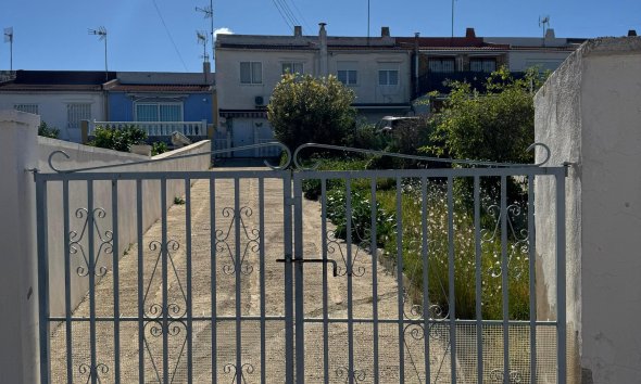 Resale - Villa - Torrevieja - Los Balcones