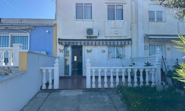 Resale - Villa - Torrevieja - Los Balcones