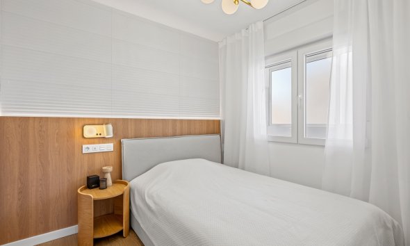 Resale - Apartment - Orihuela Costa - Punta Prima