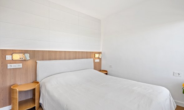 Resale - Apartment - Orihuela Costa - Punta Prima