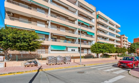 Resale - Apartment - Orihuela Costa - Punta Prima