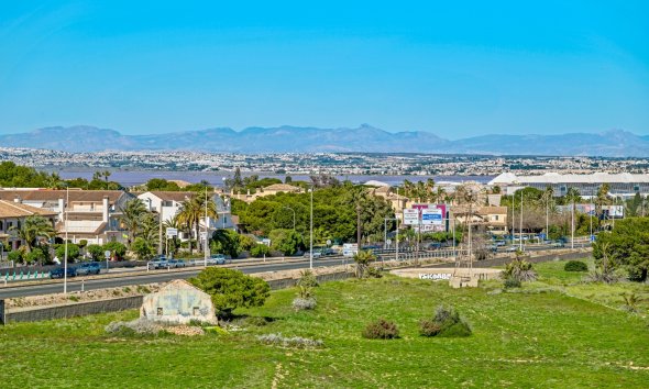 Resale - Apartment - Orihuela Costa - Punta Prima