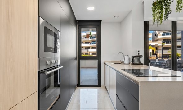 Resale - Apartment - Orihuela Costa - Playa Flamenca