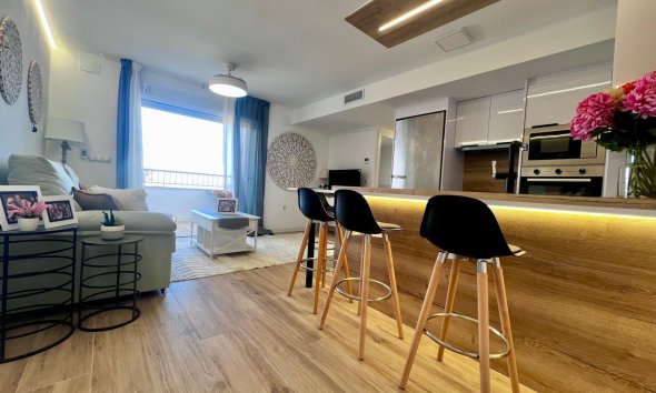 Resale - Apartment - Torrevieja - Punta prima