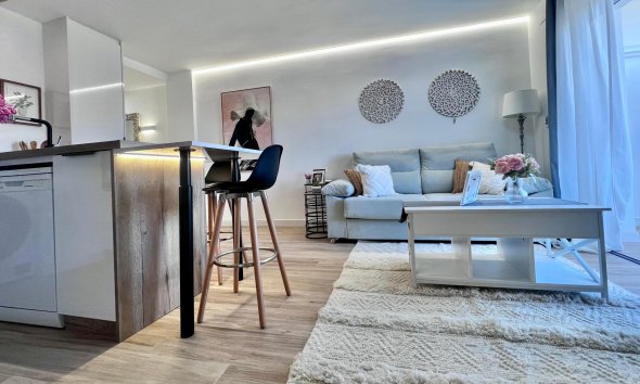 Resale - Apartment - Torrevieja - Punta prima