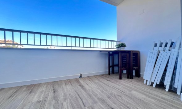 Resale - Apartment - Torrevieja - Punta prima