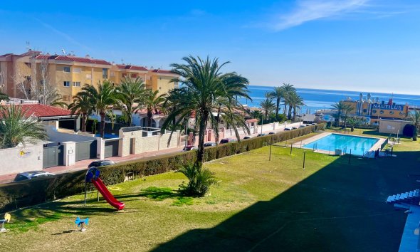 Resale - Apartment - Torrevieja - Punta prima