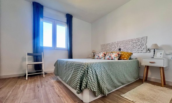 Resale - Apartment - Torrevieja - Punta prima