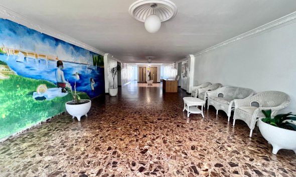 Resale - Apartment - Torrevieja - Punta prima