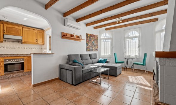 Resale - Villa - Orihuela Costa - Castillo de Don Juan