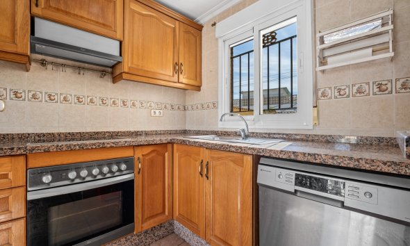 Resale - Villa - Orihuela Costa - Castillo de Don Juan