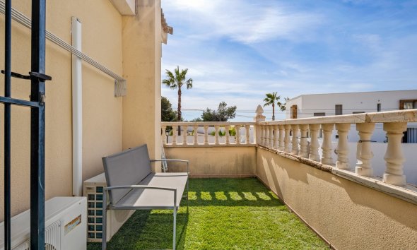 Resale - Villa - Orihuela Costa - Castillo de Don Juan