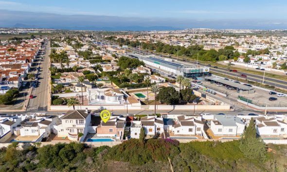 Rynek Wtórny - Willa - Torrevieja - Urbanización San Luis