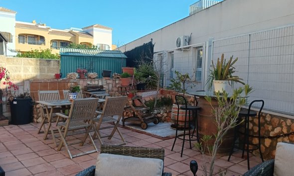 Resale - Apartment - Los Montesinos - La Herrada