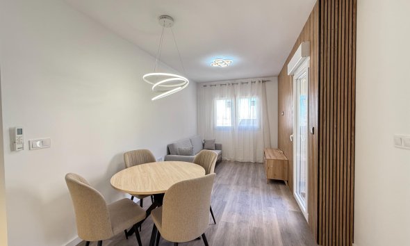 Resale - Apartment - Torrevieja - Centro