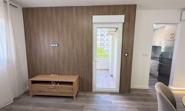 Resale - Apartment - Torrevieja - Centro