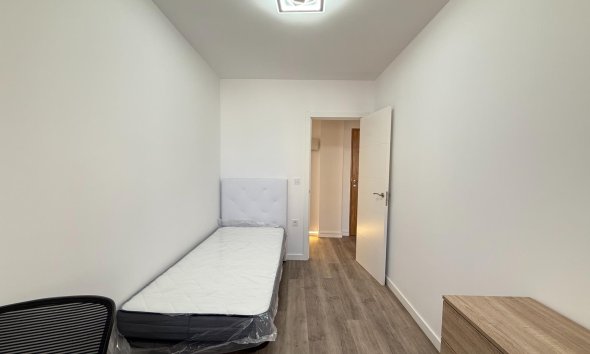 Resale - Apartment - Torrevieja - Centro