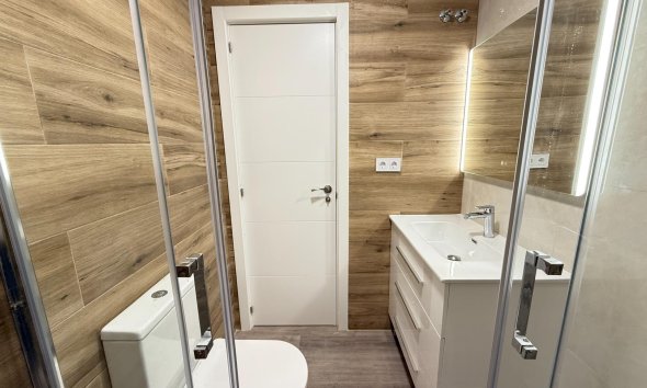 Resale - Apartment - Torrevieja - Centro