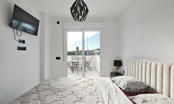 Resale - Apartment - Orihuela Costa - Villamartin