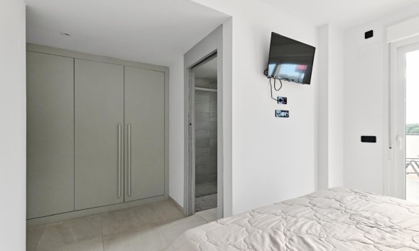 Resale - Apartment - Orihuela Costa - Villamartin