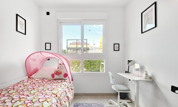 Resale - Apartment - Orihuela Costa - Villamartin