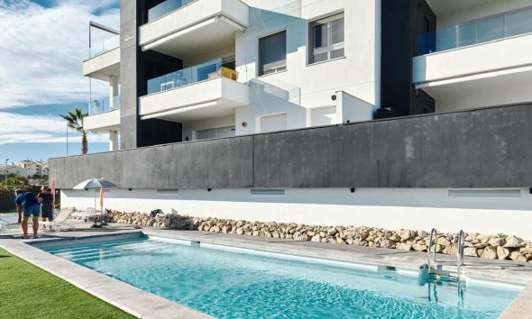 Resale - Apartment - Orihuela Costa - Villamartin
