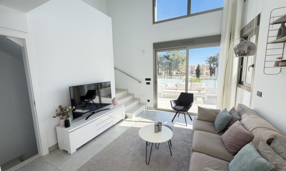 Resale - Villa - Orihuela Costa - Villamartin