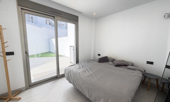 Resale - Villa - Orihuela Costa - Villamartin