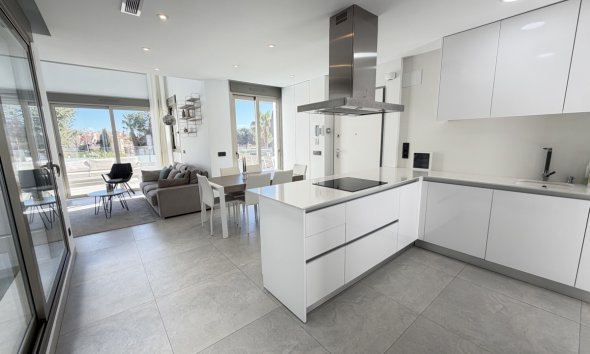 Resale - Villa - Orihuela Costa - Villamartin