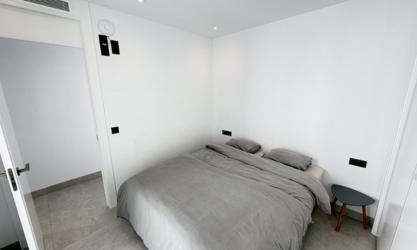 Resale - Villa - Orihuela Costa - Villamartin