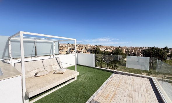 Resale - Villa - Orihuela Costa - Villamartin