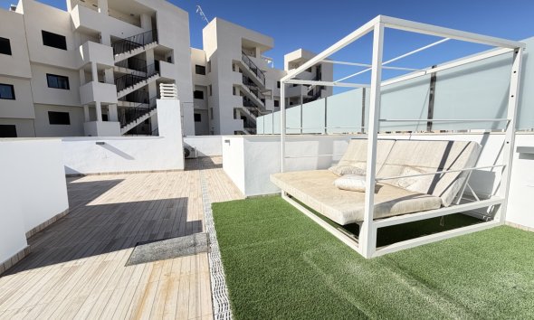 Resale - Villa - Orihuela Costa - Villamartin