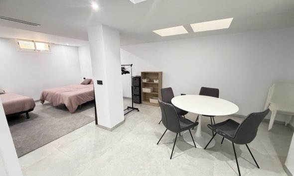 Resale - Villa - Orihuela Costa - Villamartin