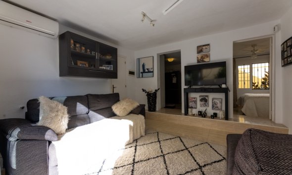 Resale - Villa - Orihuela Costa - Las Ramblas