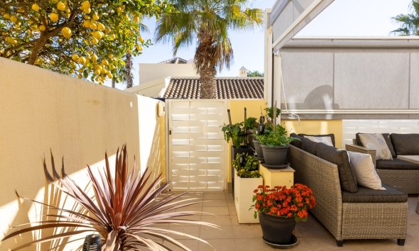 Resale - Villa - Orihuela Costa - Las Ramblas