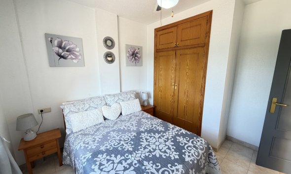 Resale - Apartment - Orihuela Costa - La Zenia