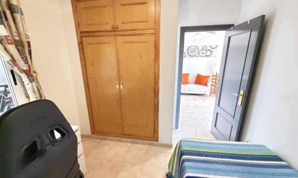Resale - Apartment - Orihuela Costa - La Zenia