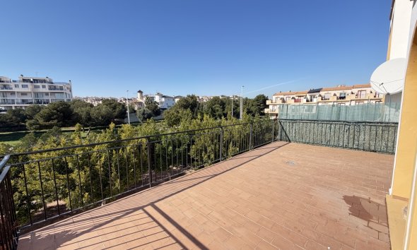 Resale - Apartment - Orihuela Costa - La Zenia