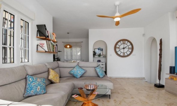 Resale - Villa - Orihuela Costa - Las Ramblas