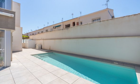 Resale - Villa - Santiago de la Ribera - Zona De La Playa