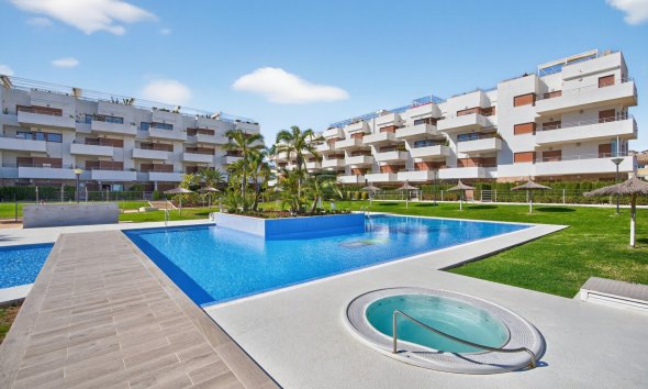 Resale - Apartment - Orihuela Costa - Dehesa de Campoamor