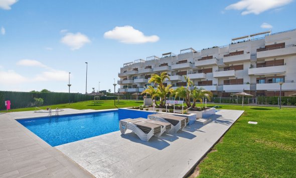 Resale - Apartment - Orihuela Costa - Dehesa de Campoamor
