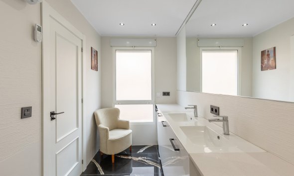 Reventa - Apartamento - Los Montesinos