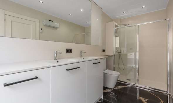 Reventa - Apartamento - Los Montesinos