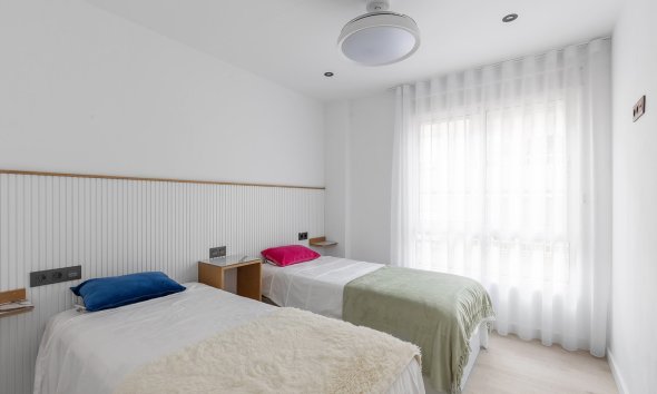 Reventa - Apartamento - Los Montesinos